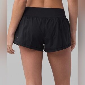 LULULEMON Final Lap Short (2.5") Black Athletic Workout Running Active Size 4